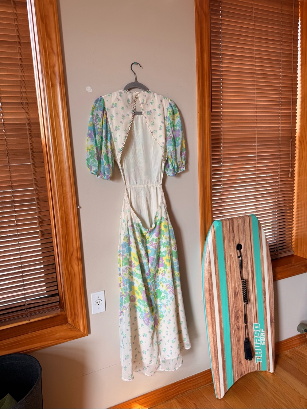 ASOS backless dress - Picture 4 of 5